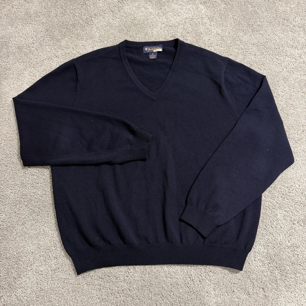 Brooks Brothers Sweater Mens Sz M Navy Blue V-Neck Pullover Merino Wool Blend